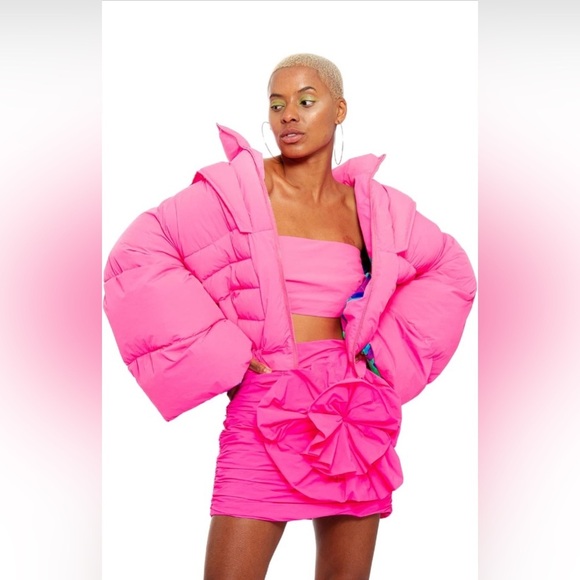 CHAOUICHE Jackets & Blazers - NWT and in Packaging- CHAOUICHE Women’s Puffer Jacket COLOR: PINK  SIZE: MEDIUM